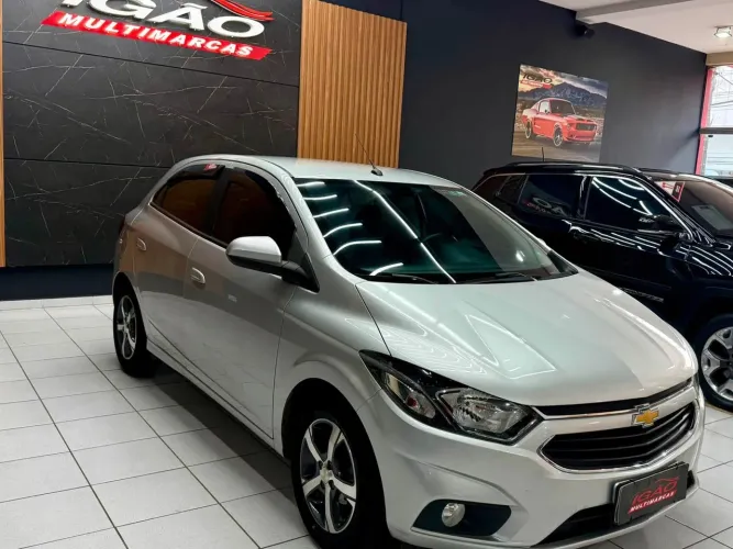 Chevrolet Onix Hatch LTZ 1.4 8V Flex Mec. 4P 2018