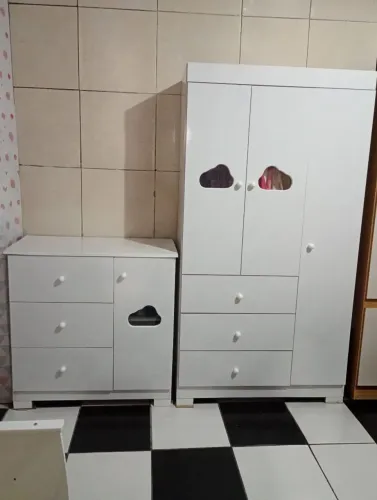 Conjunto de móveis infantil