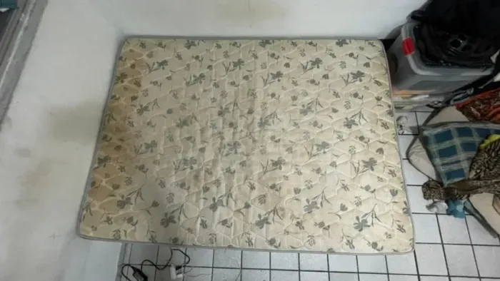 Colchão e cama casal