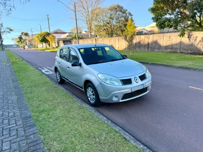 Renault Sandero Authentique Hi-flex 1.0 16V 5P 2010