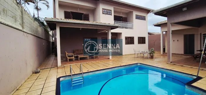 LOCAÇÃO - CASA 3 SUITES - ESCRITÓRIO E PISCINA 3 VAGAS COBERTA