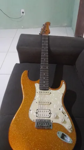 Guitarra tagima 1.900