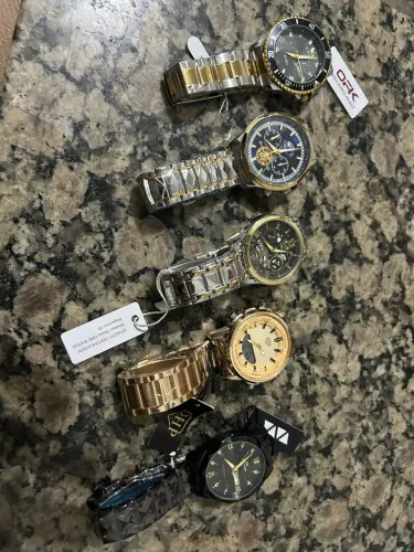 Relógio 250 Reais cada unidade