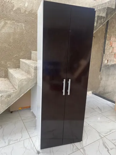 Organizador.ou multiuso guardarrpinha enorme espasoso. Amplo espaso todo firme .