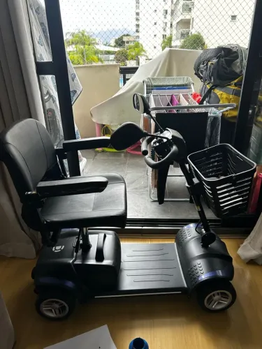 Cadeira scooter elétrica Dellamed