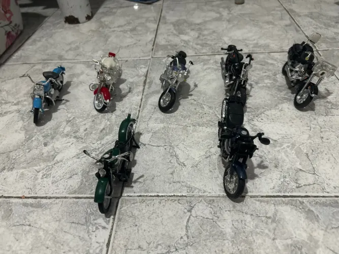 Motos Maisto Harley Davidson