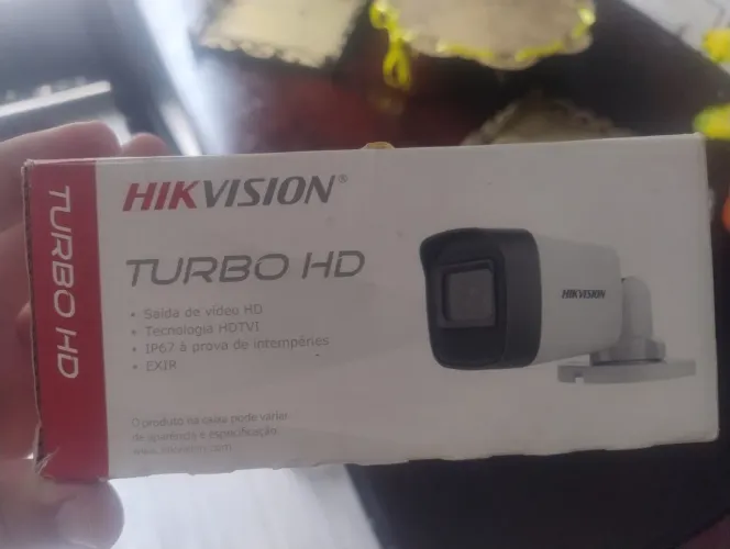 Camera HIKVISION TURBO HD/ preço negociável.