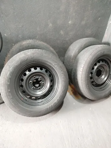 Vendo rodas aro 17 Hillux 2025