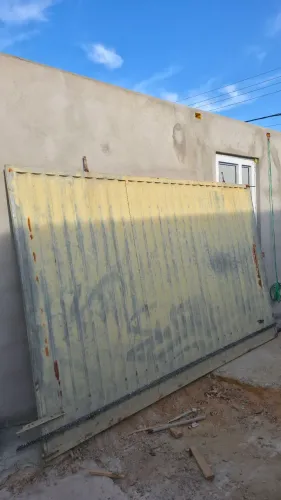 Portão de Garagem (3,35m x2,10m) + Portão Social (0,90m x 2,10m) - Galvanizados