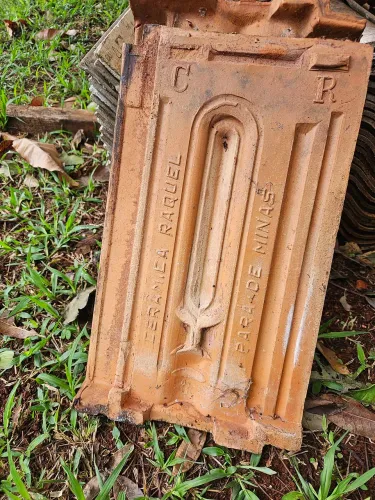 Telhas francesa, colonial.