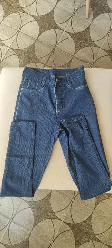 Vende-se Calça jeans Novo tamanha 38