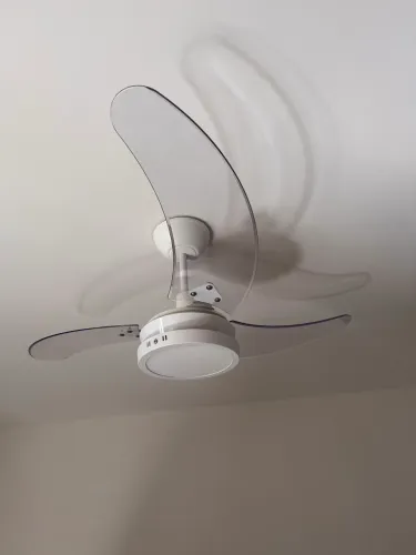 Ventilador de teto com luz de led