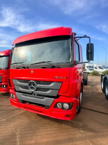 Mercedes-Benz Atego 2429 ano 2013