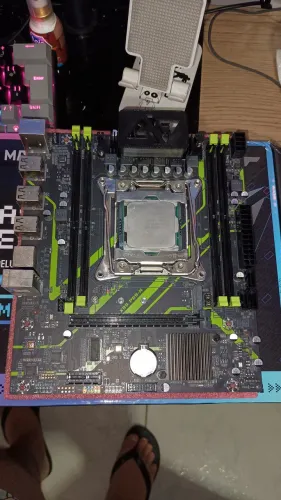 Placa-mae PR9-H + Xeon E5 2630 V4