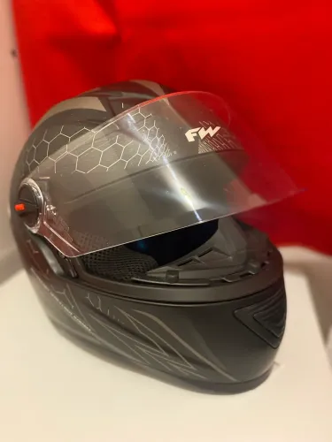 Vendo Capacete Modelo Gt2 Fw3 Integral (Preço Negociável)