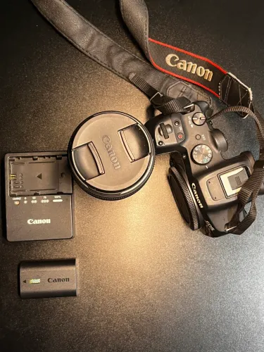 CÂNON R7