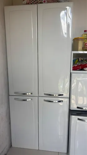 Armário Branco Itatiaia 