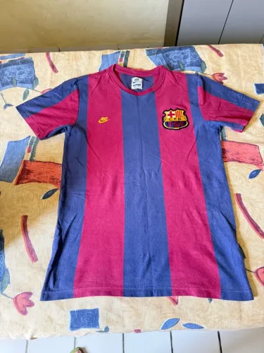 Camisa Barcelona Retrô (P)
