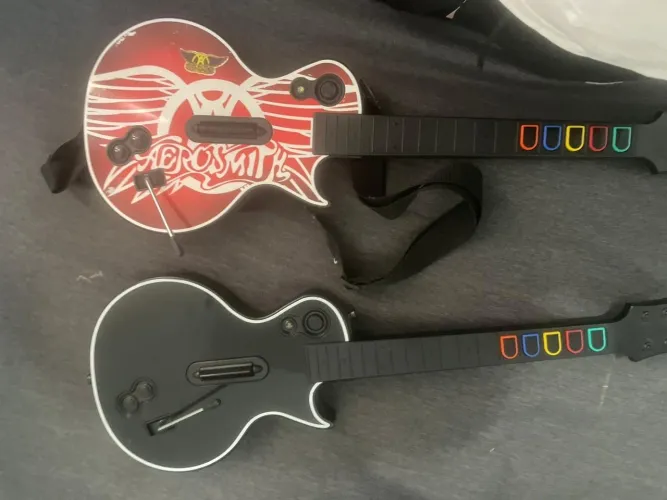 Guitarra Guitar Hero Xbox 360 e Ps3
