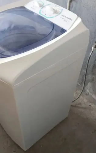 Vendo máquina Electrolux 06k