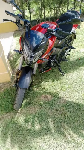Vendo moto bajaj 160