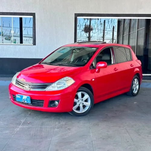 Nissan Tiida SL 1.8/1.8 Flex 16V Aut. 2012
