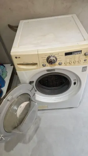 Máquina lava e seca LG