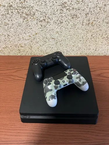 Ps4 slim 1 terá 