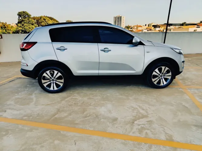 Kia Motors Sportage LX 2.0 16v/ 2.0 16V Flex Aut. 2012