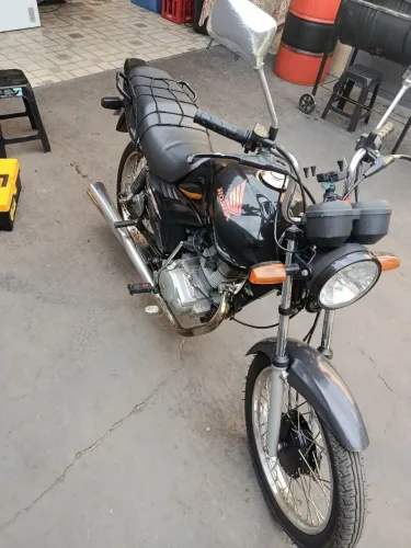 Vendo ou troco por moto