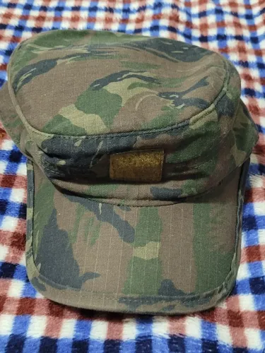 Gorro camuflado