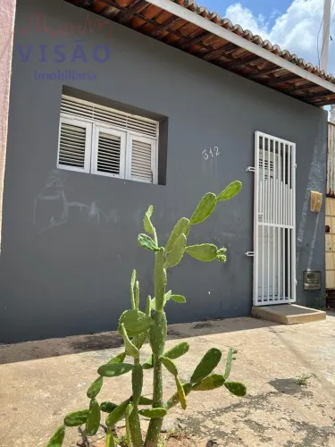 VENDE-SE CASA NO BAIRRO PLANALTO TREZE DE MAIO - Mossoró