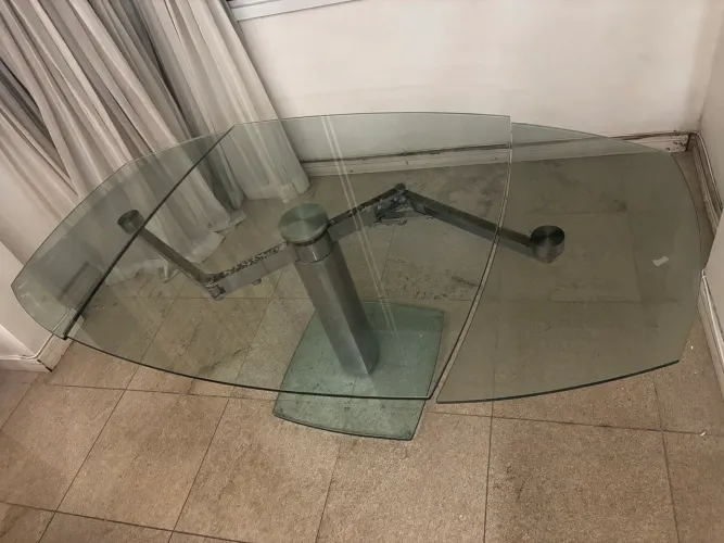 Mesa de Jantar de Vidro Extensível