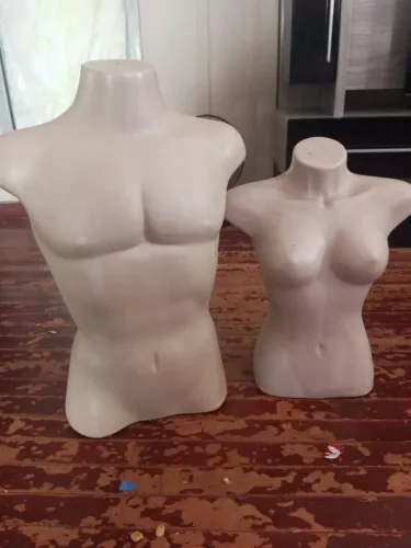 Maniquins