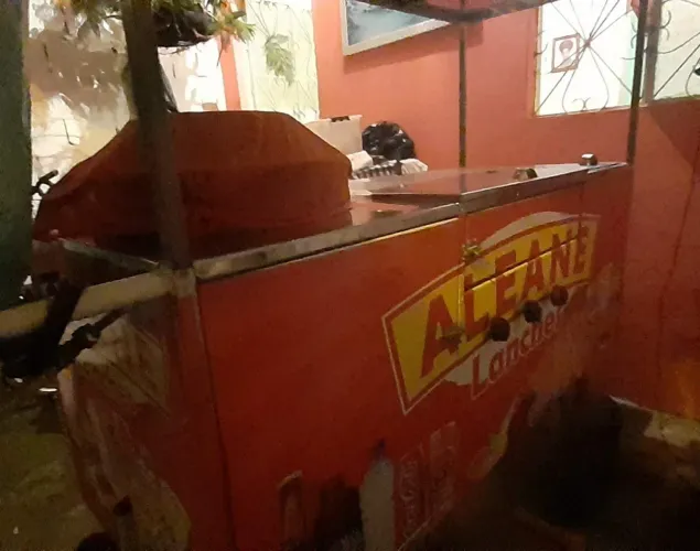 Carrinho de Lanche-Venda ou troca em uma moto