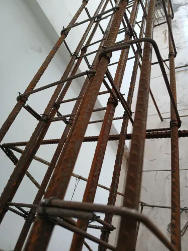 Procuro Armador coluna ,sapatas, Radier