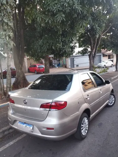 Fiat Siena EL Celeb. 1.0 MPI Fire Flex 8V 4P 2011