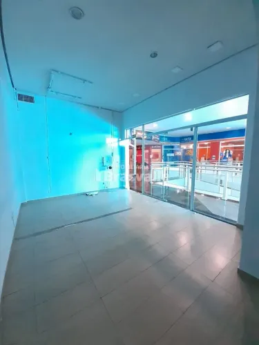 Sala a venda no condomínio Central Park no bairro Centro