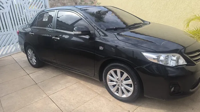 Toyota Corolla Altis 2.0 Flex 16V Aut. 2012