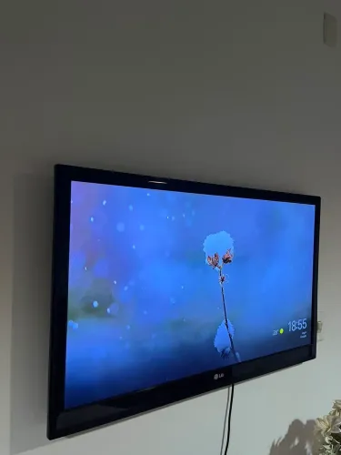 Televisão LG 42 polegadas + Chromecast