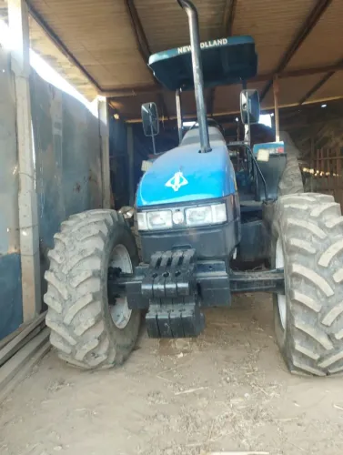 Vende-se trator TL 85