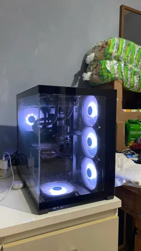 PC Gamer RTX 4060 Ti + Ryzen 7 5700X3D / 16GB / 1TB