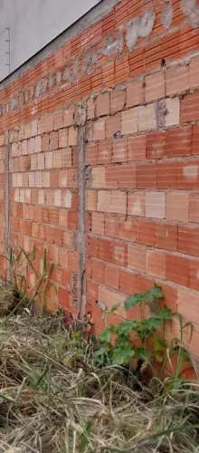 Bairro Alterosa Lote 180 m²/Faltando muro na frente ..72.900.00