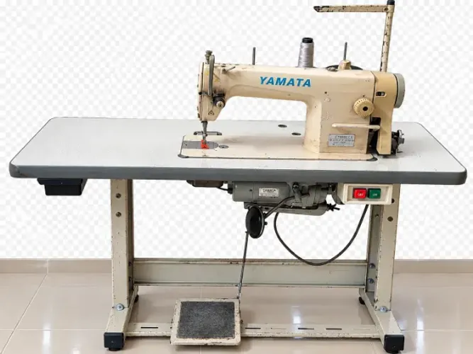 Maquina costura reta Yamata FY8500