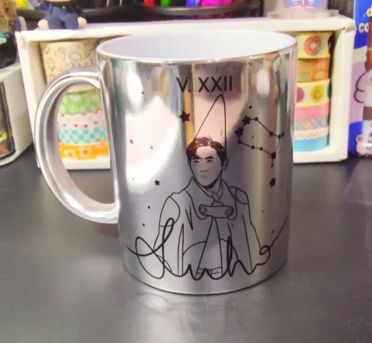 Caneca Cromada Suho (EXO) - Edição Especial / Colecionador