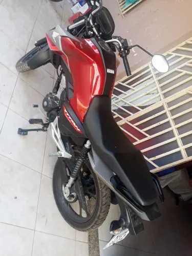Moto Titan 160