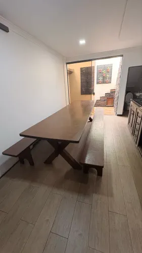 Mesa e bancos angelim pedra 3,40 X 0,90  