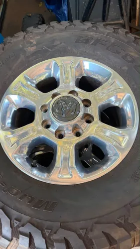 Rodas e Pneus BF 37? Dodge Ram 2500/3500 - 2022
