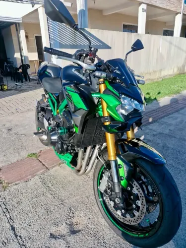Kawasaki Z 900 R Edition 2025