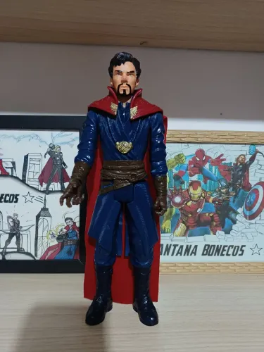 Dr Estranho 30cm original marca Hasbro 